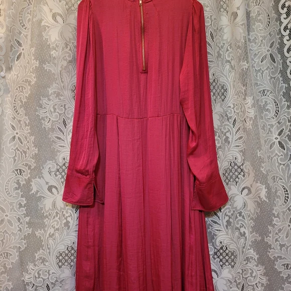 Free People L Vintage Pink Satin Embroidered Long Sleeve Tunic Top w/ Front Slit - Picture 5 of 8